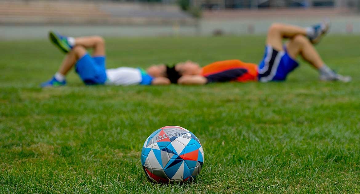 6 beneficios del reconocimiento médico deportivo en niños y adolescentes